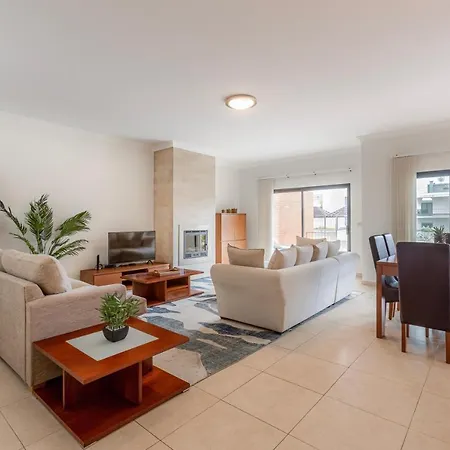 Dunas Triplex Apartment Lagos