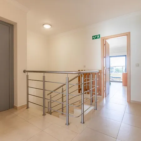Dunas Triplex Apartment Lagos