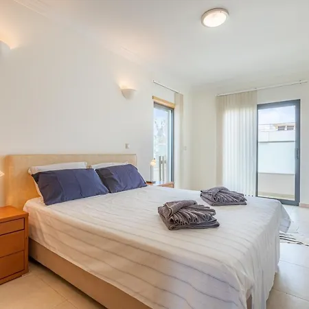 Dunas Triplex 아파트 *